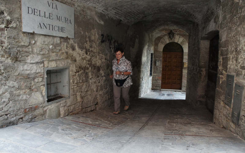 Via Amerina, Todi