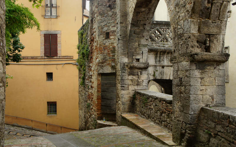 Via Amerina, Todi