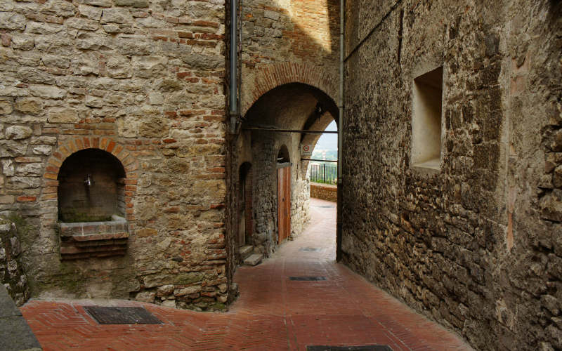 Via Amerina, Todi