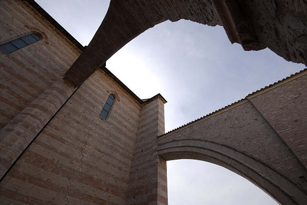 Basilica Santa Chiara, Assisi