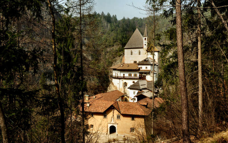 Santuario di San Romedio in Val di Non