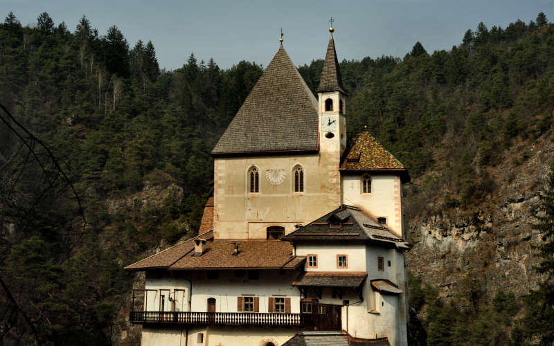 Santuario di San Romedio in Val di Non