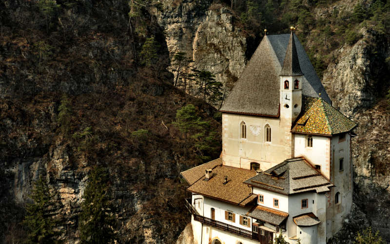 Santuario di San Romedio in Val di Non