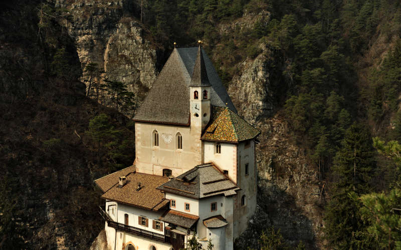 Santuario di San Romedio in Val di Non